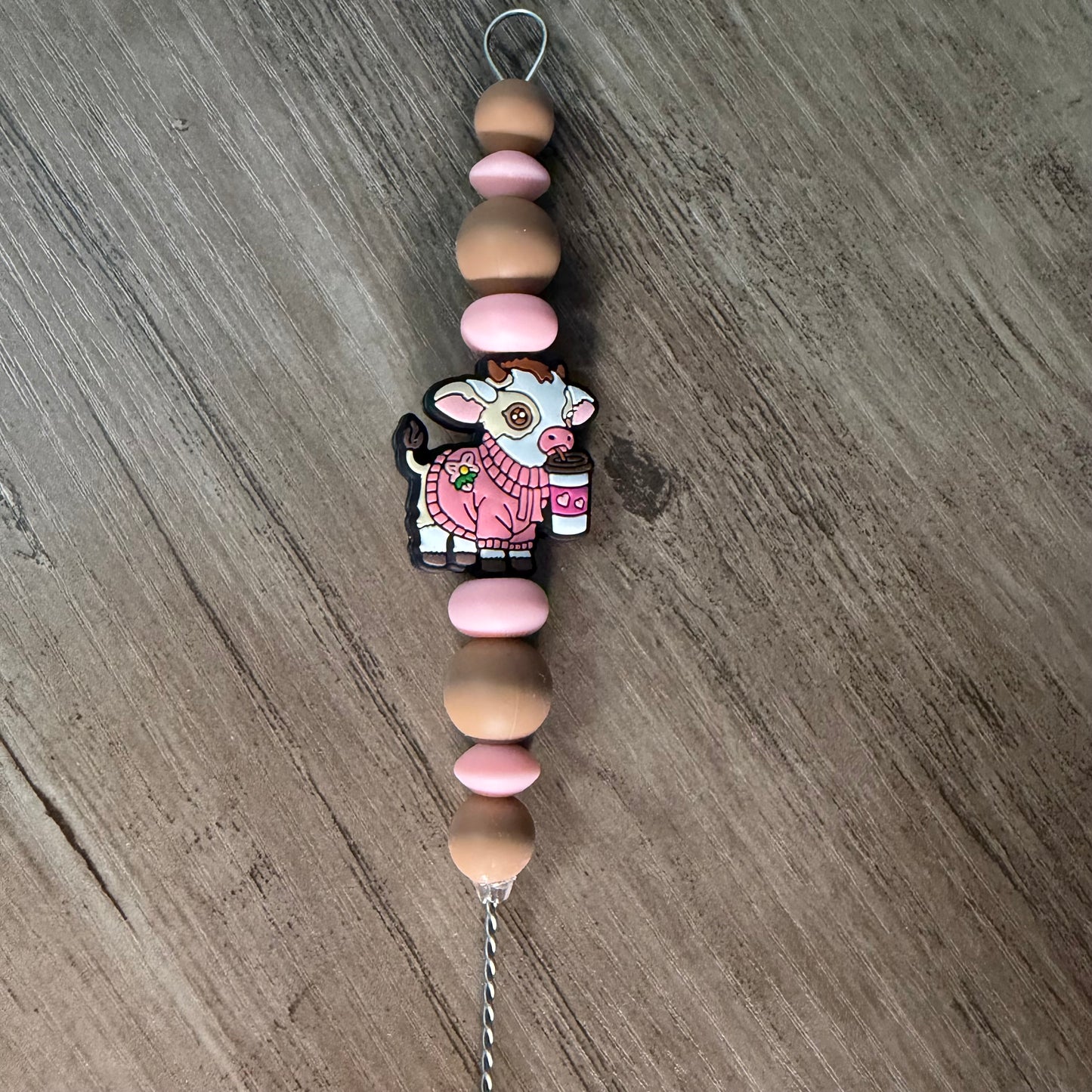 Beaded straw cleaner