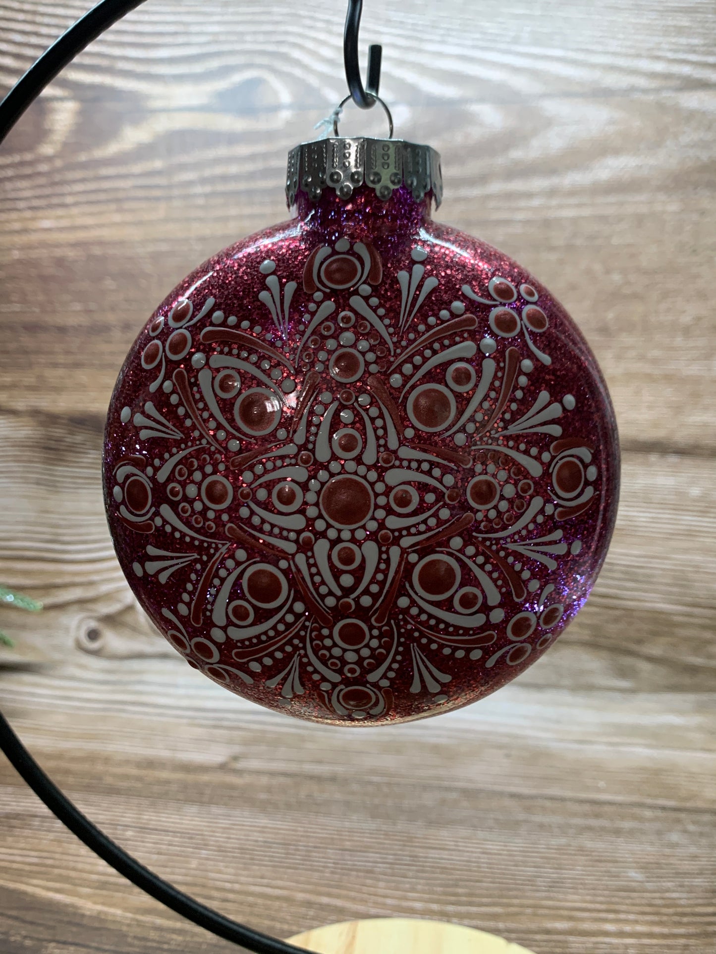 LO#32 Twinkle Bauble