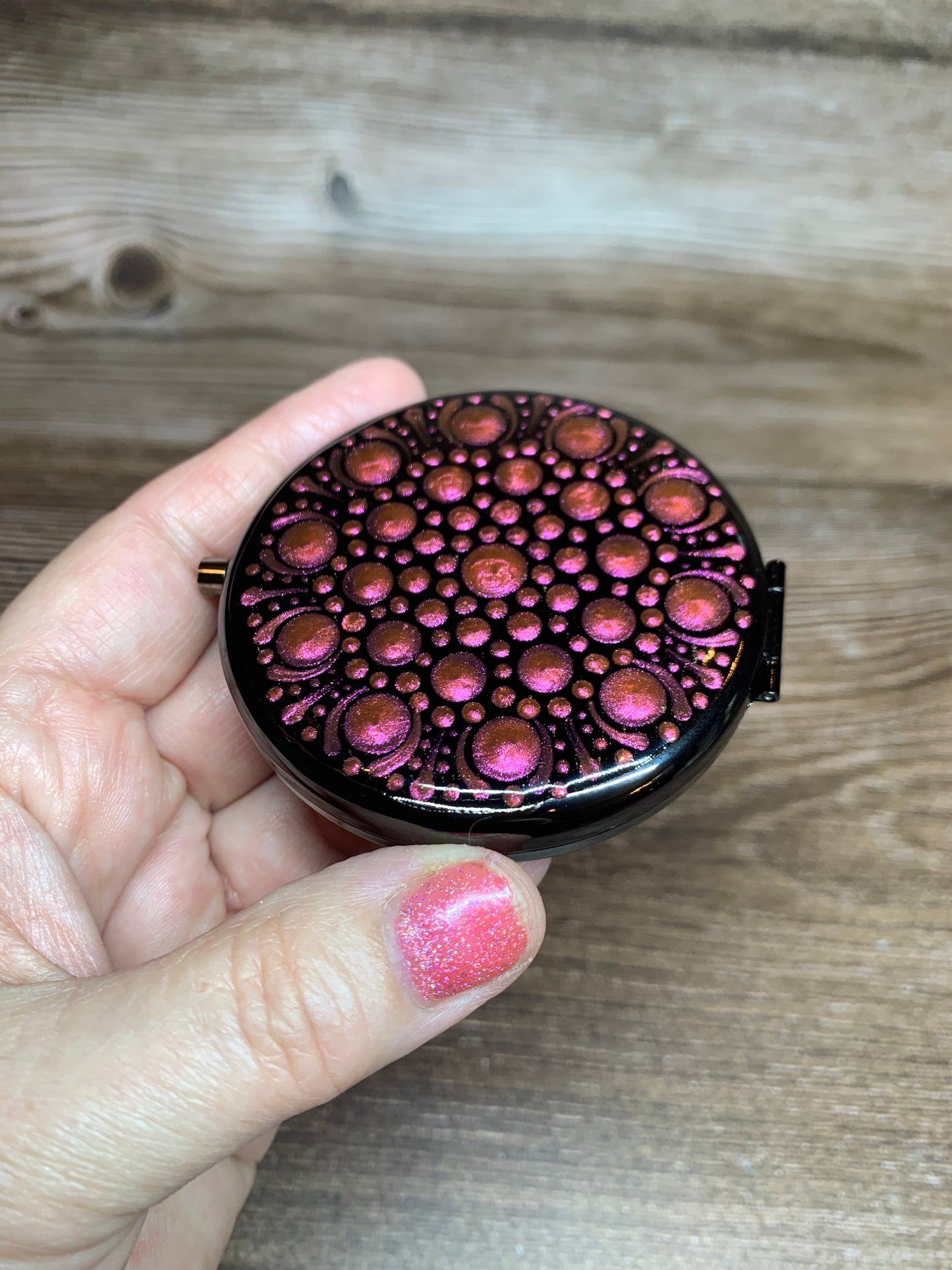Compact mirror