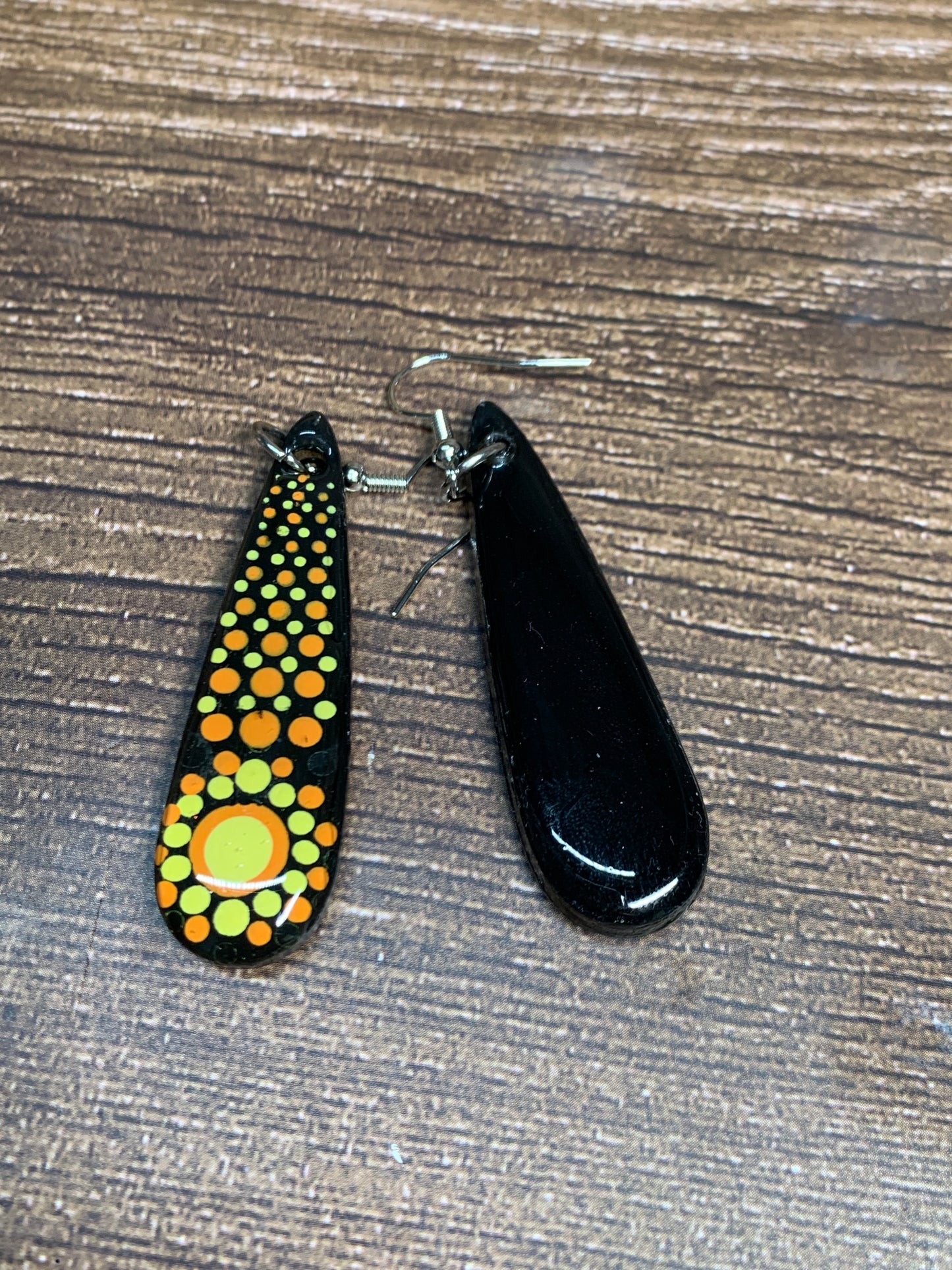 ER #40 Dot Art Earrings