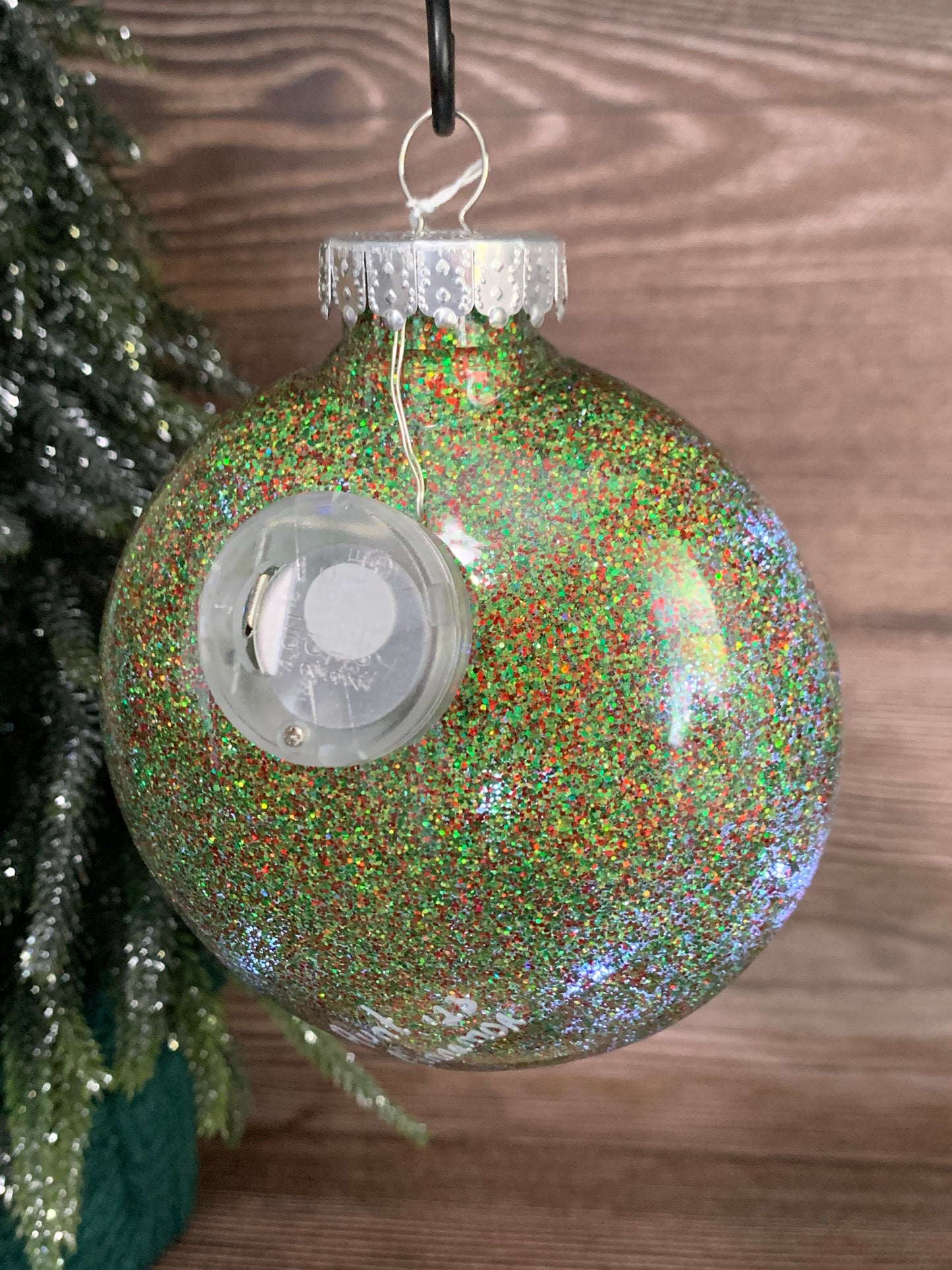 LO#1 Twinkle Bauble