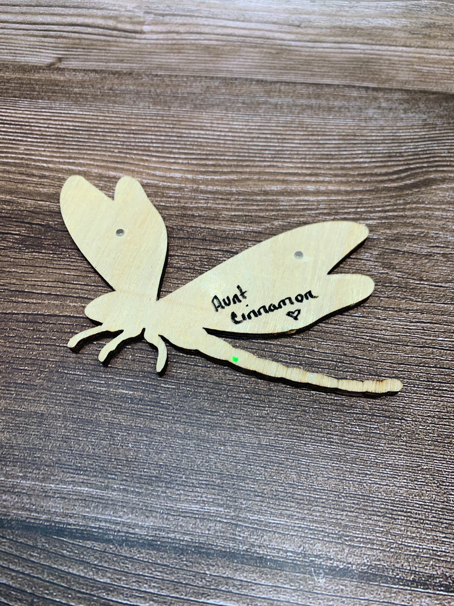 Dragonfly magnet