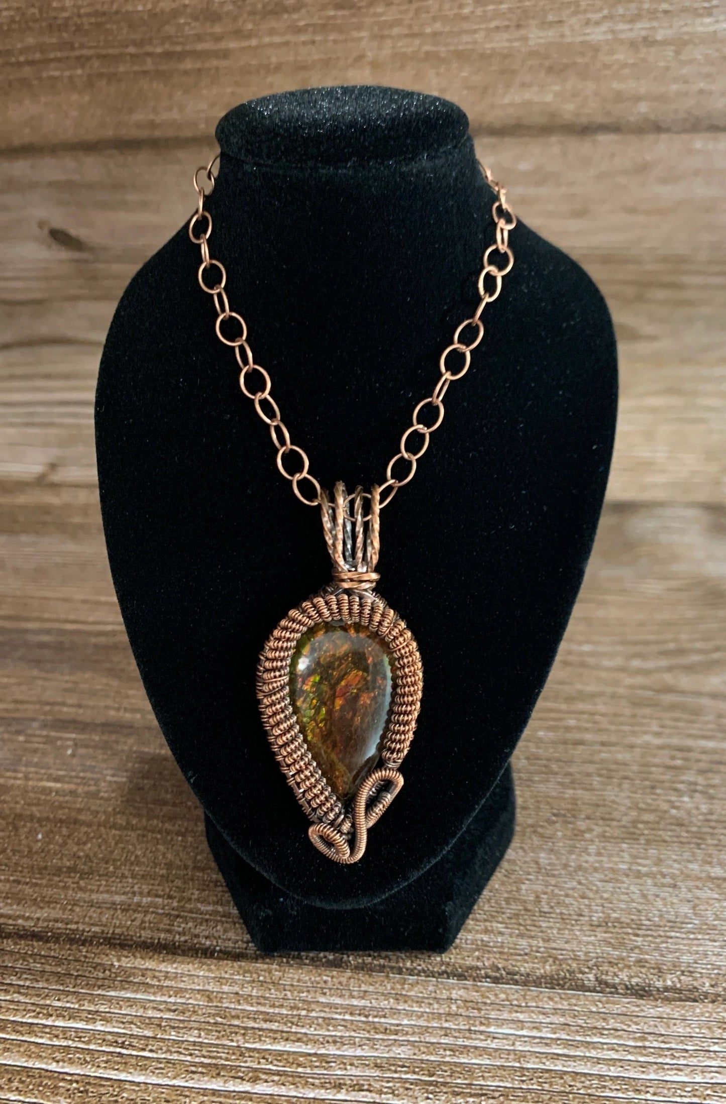 Ammolite Pendant