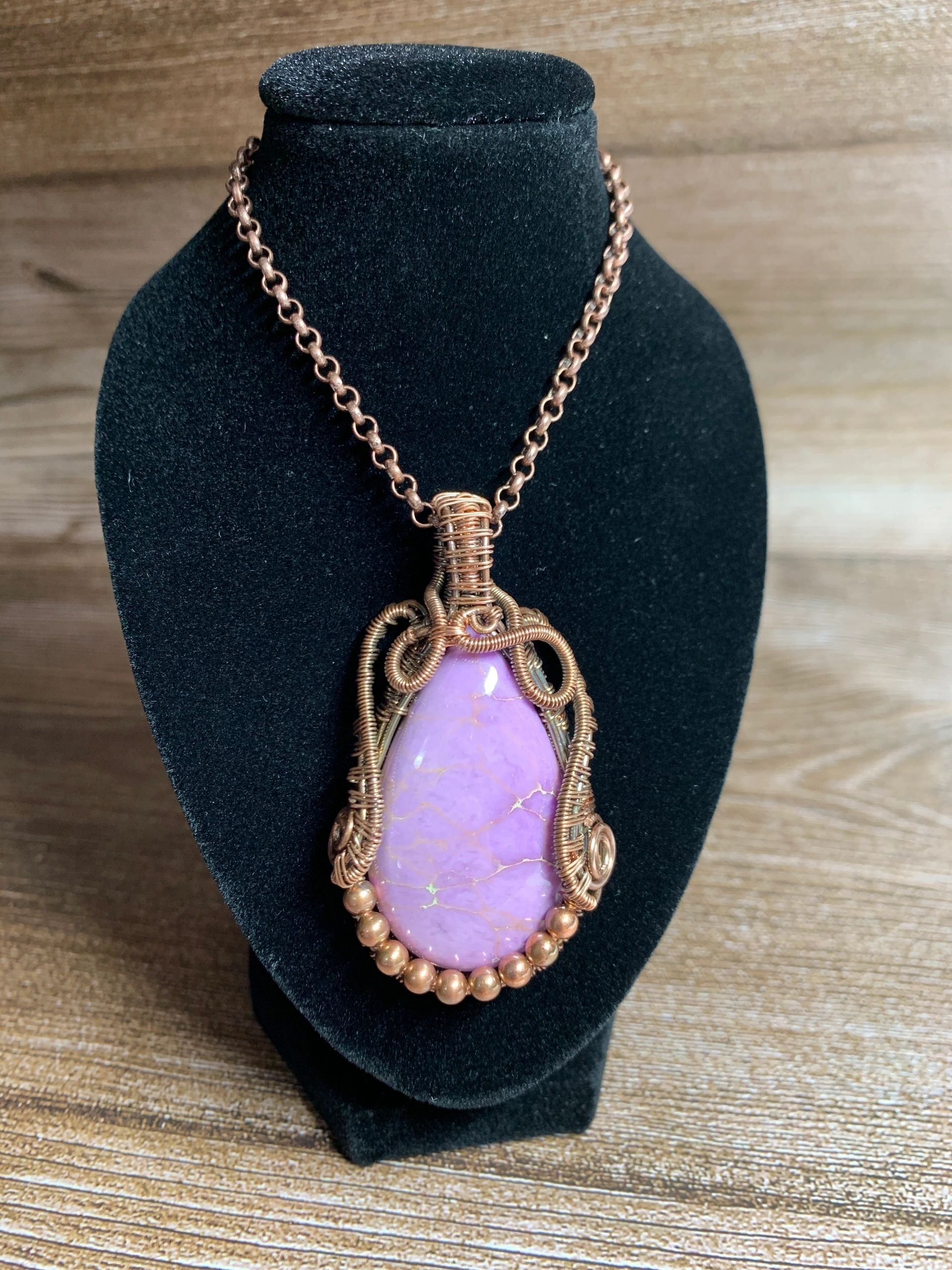 Phosphosiderite pendant