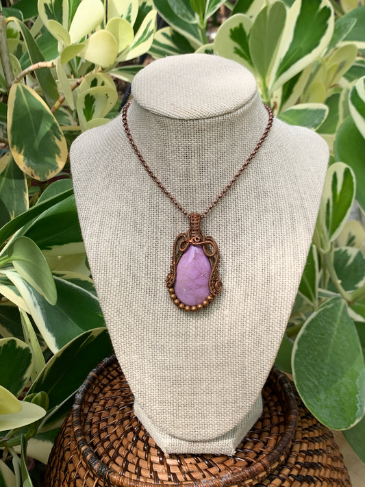Phosphosiderite pendant