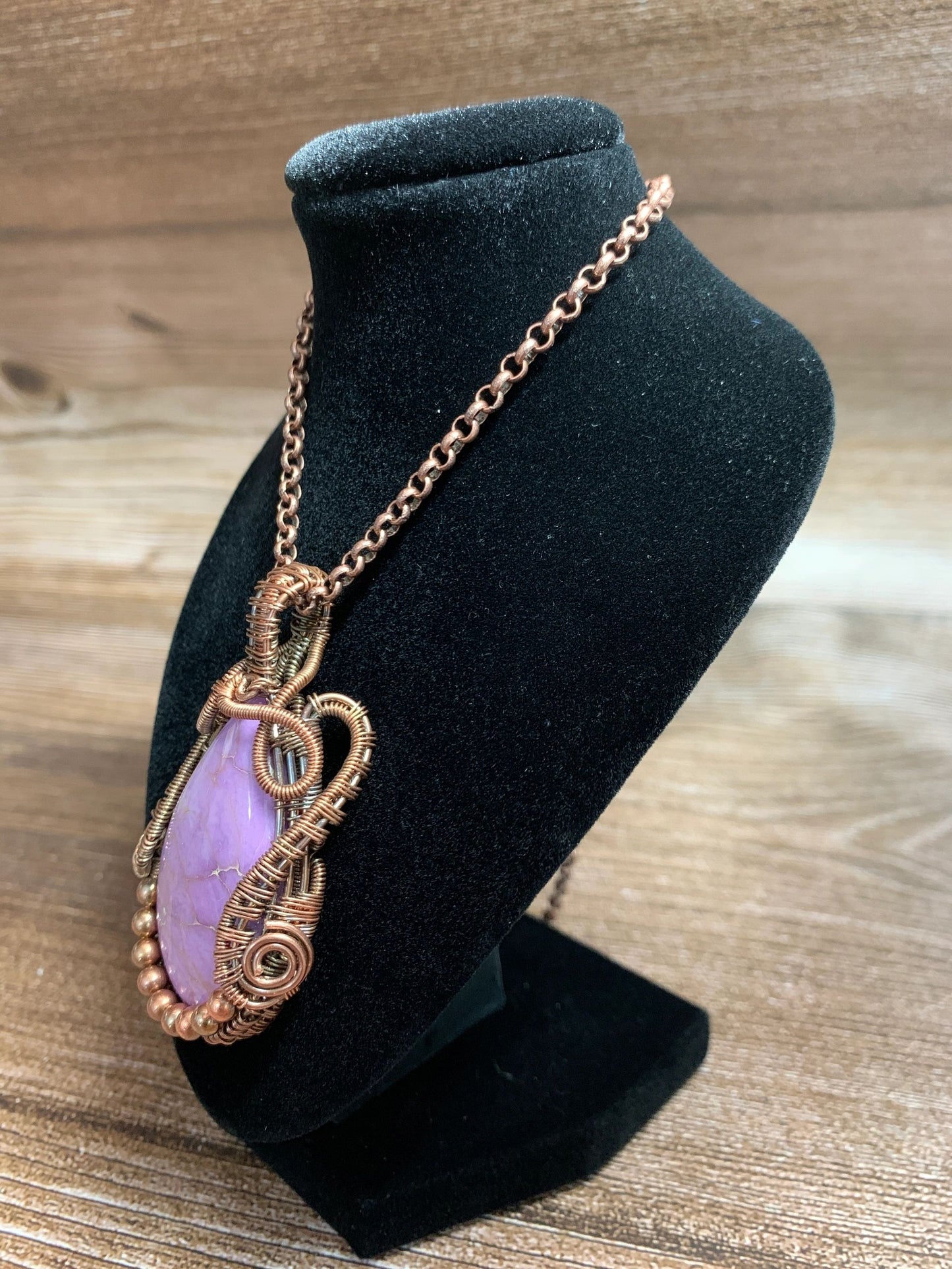 Phosphosiderite pendant
