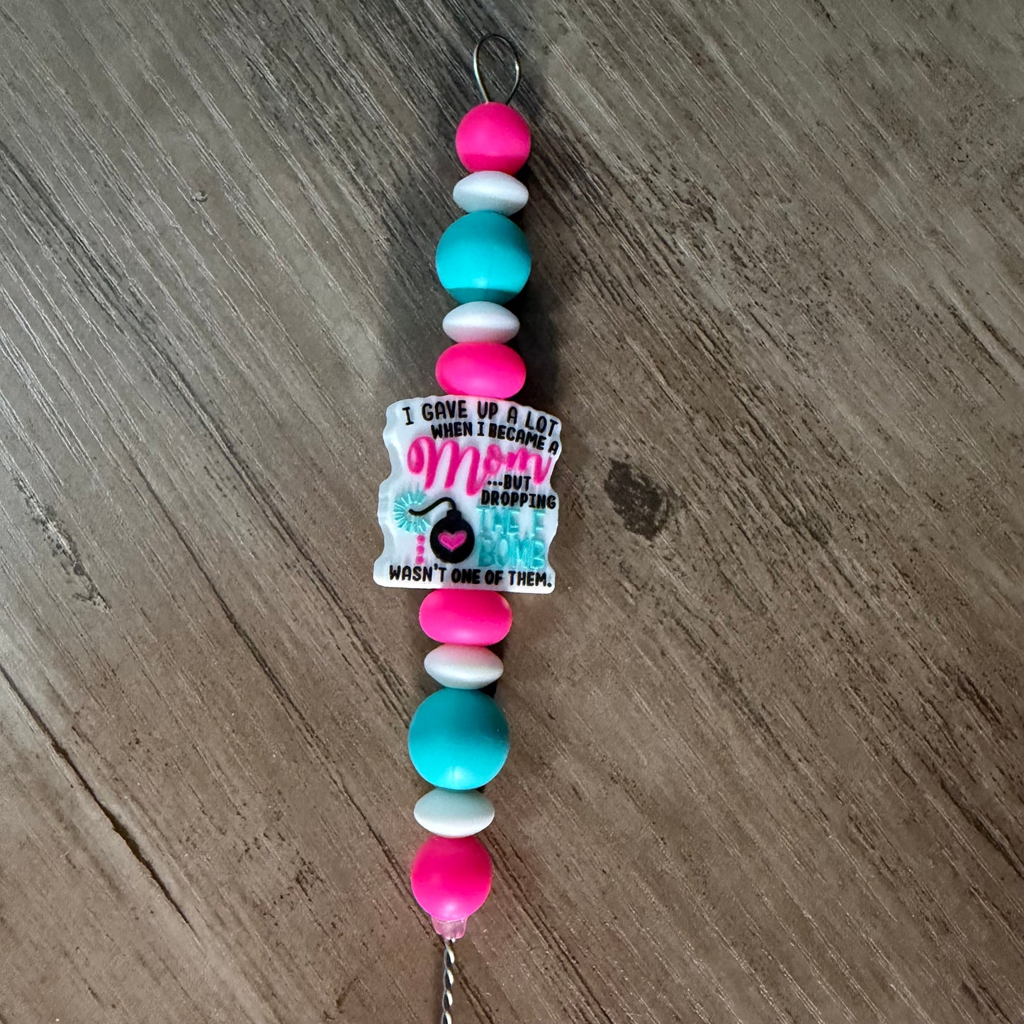 Beaded straw cleaner