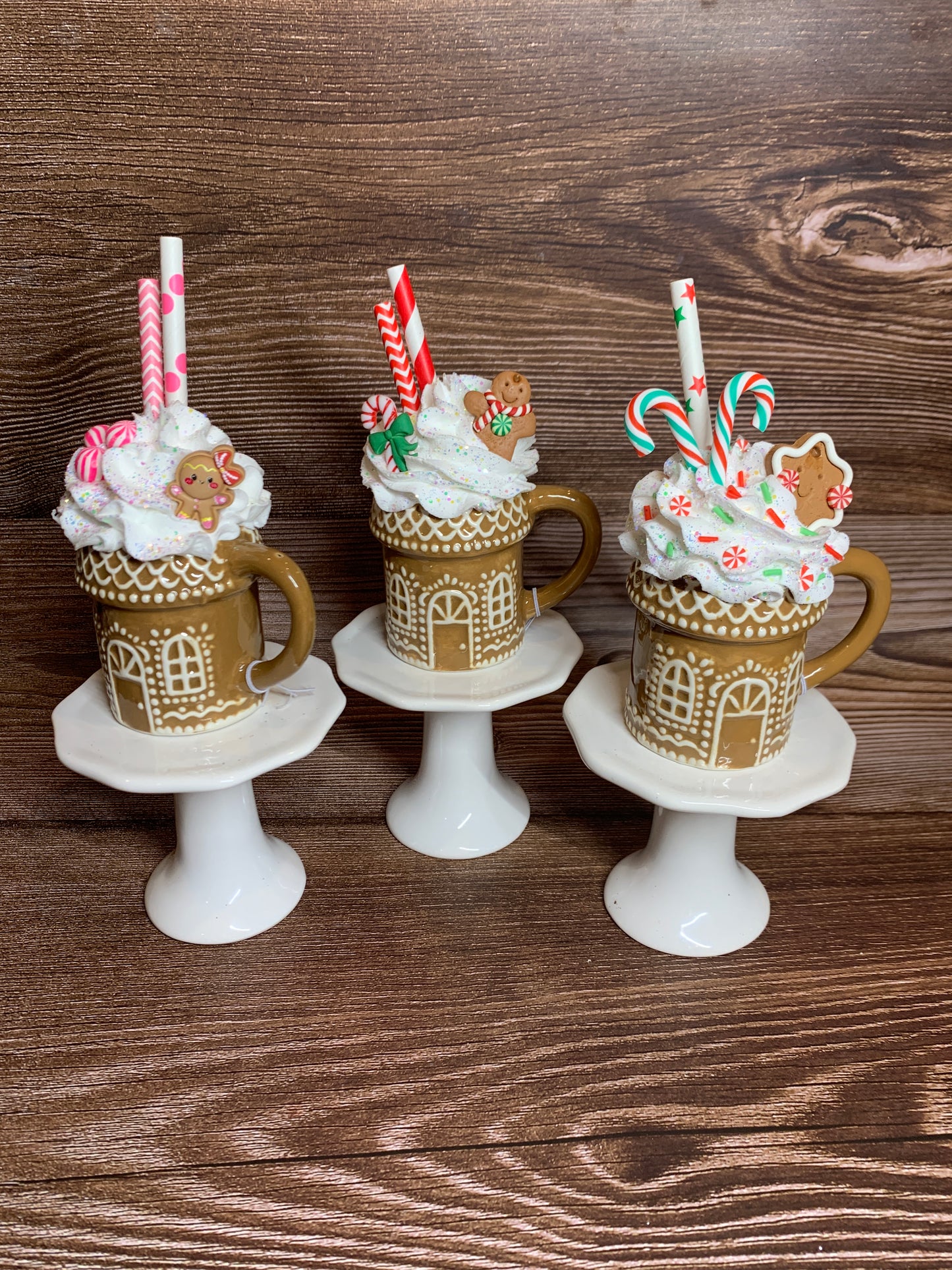 Brown Gingerbread House Mini Mug