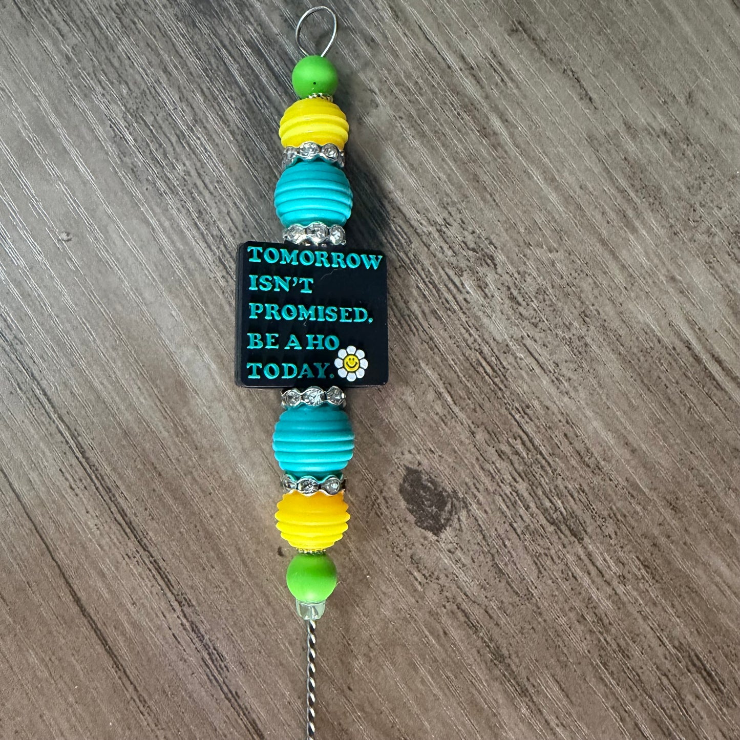 Beaded straw cleaner