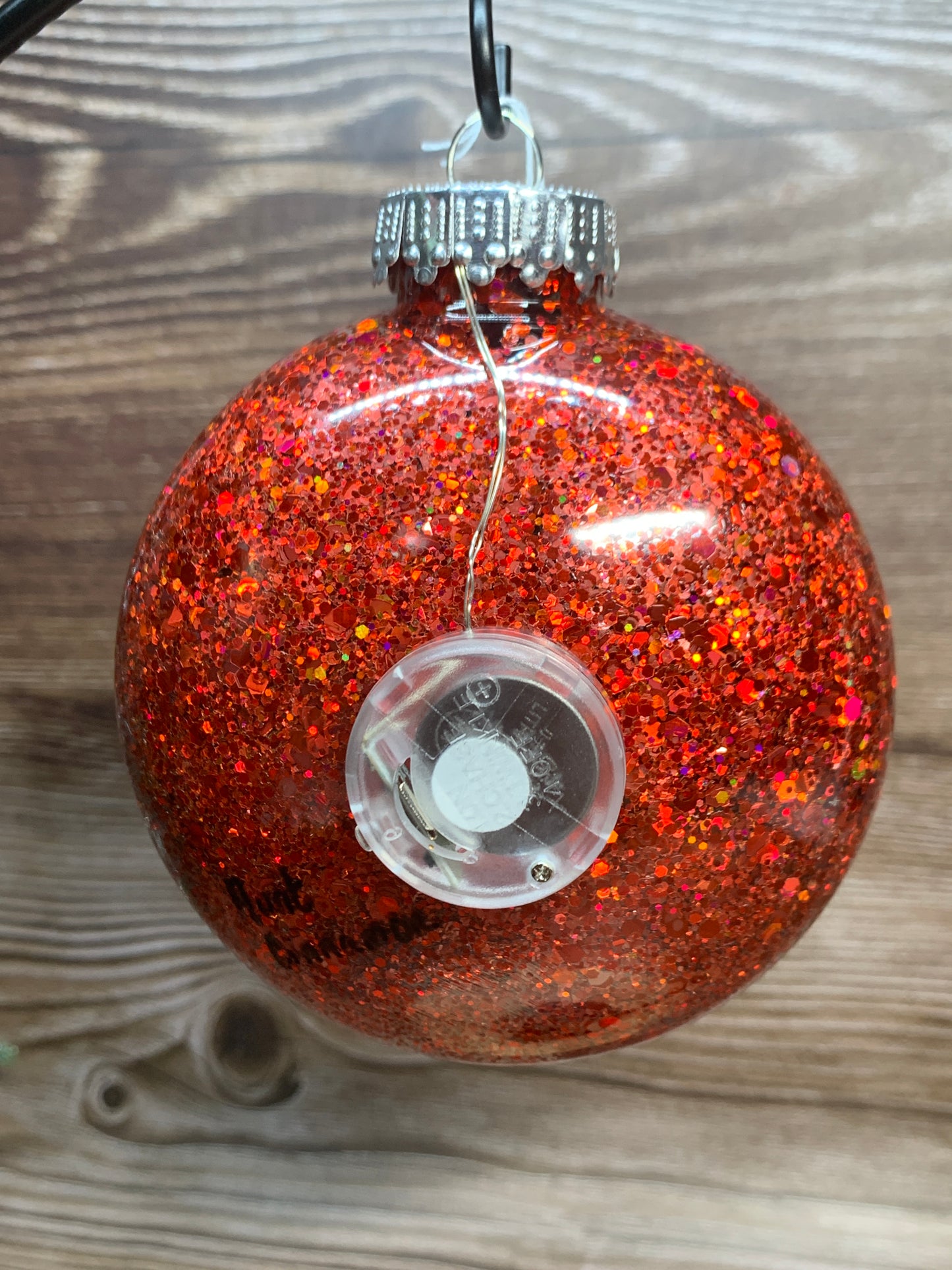 LO#39 Twinkle Bauble