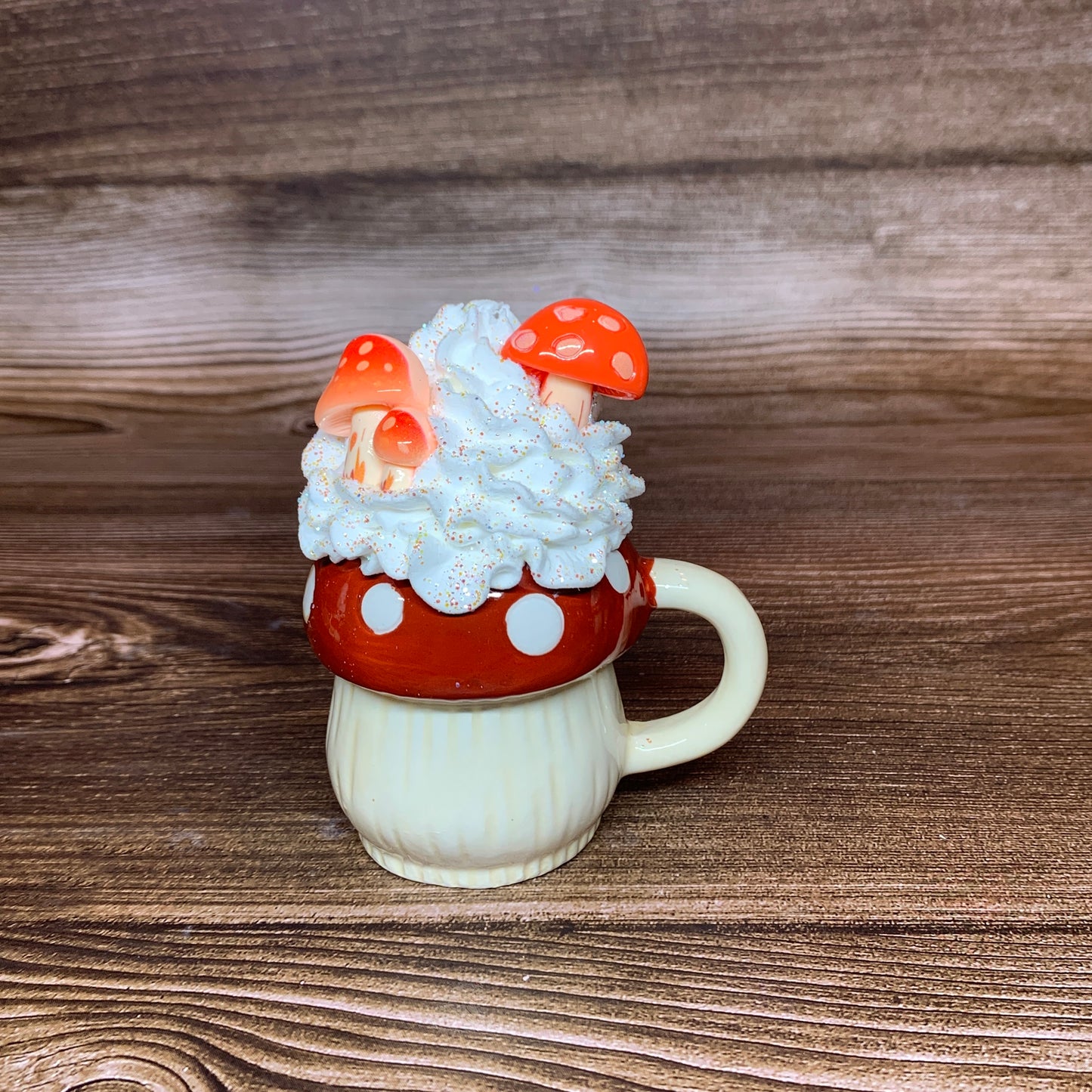 Mushroom mini mugs