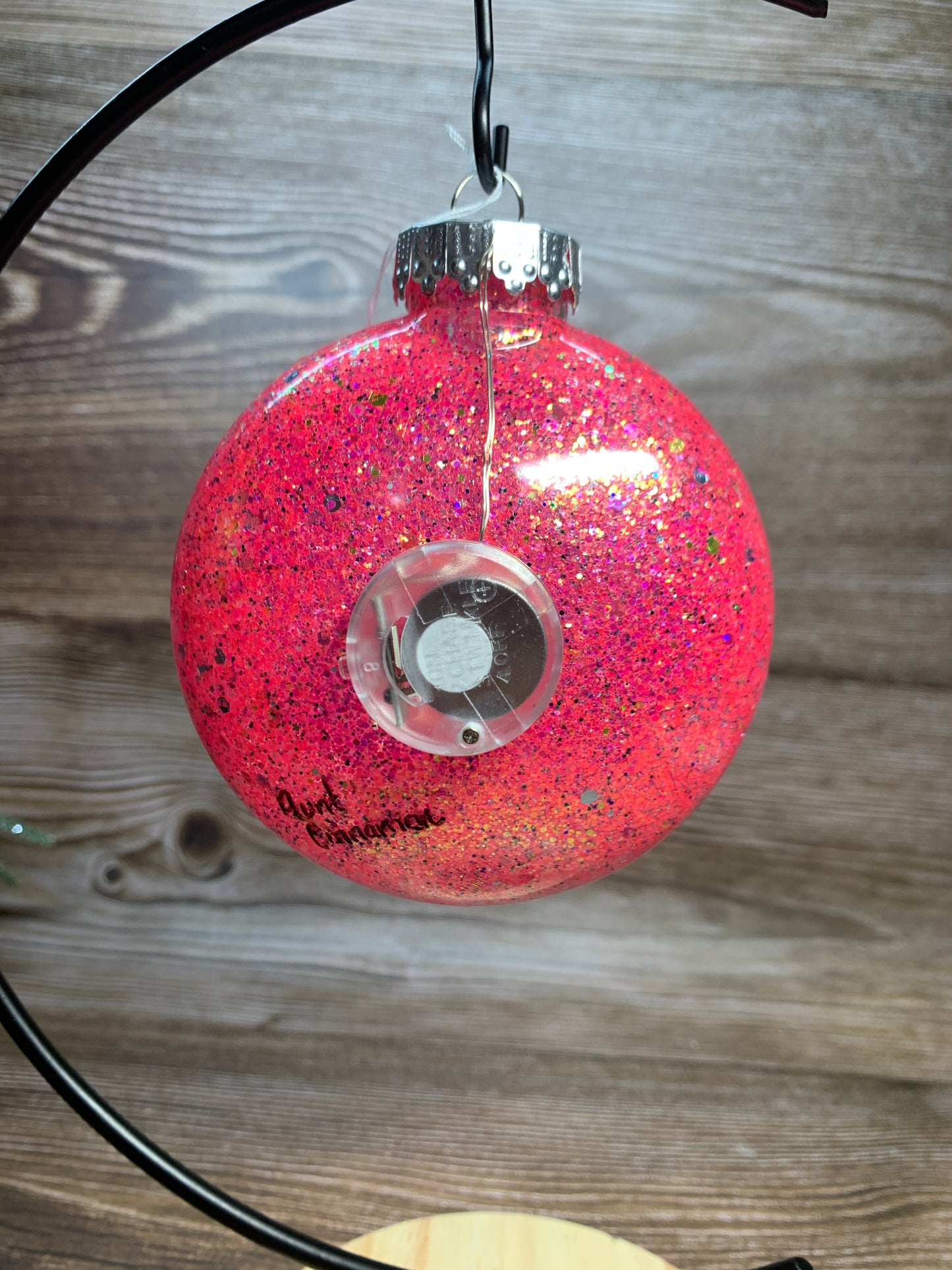 LO#33 Twinkle Bauble