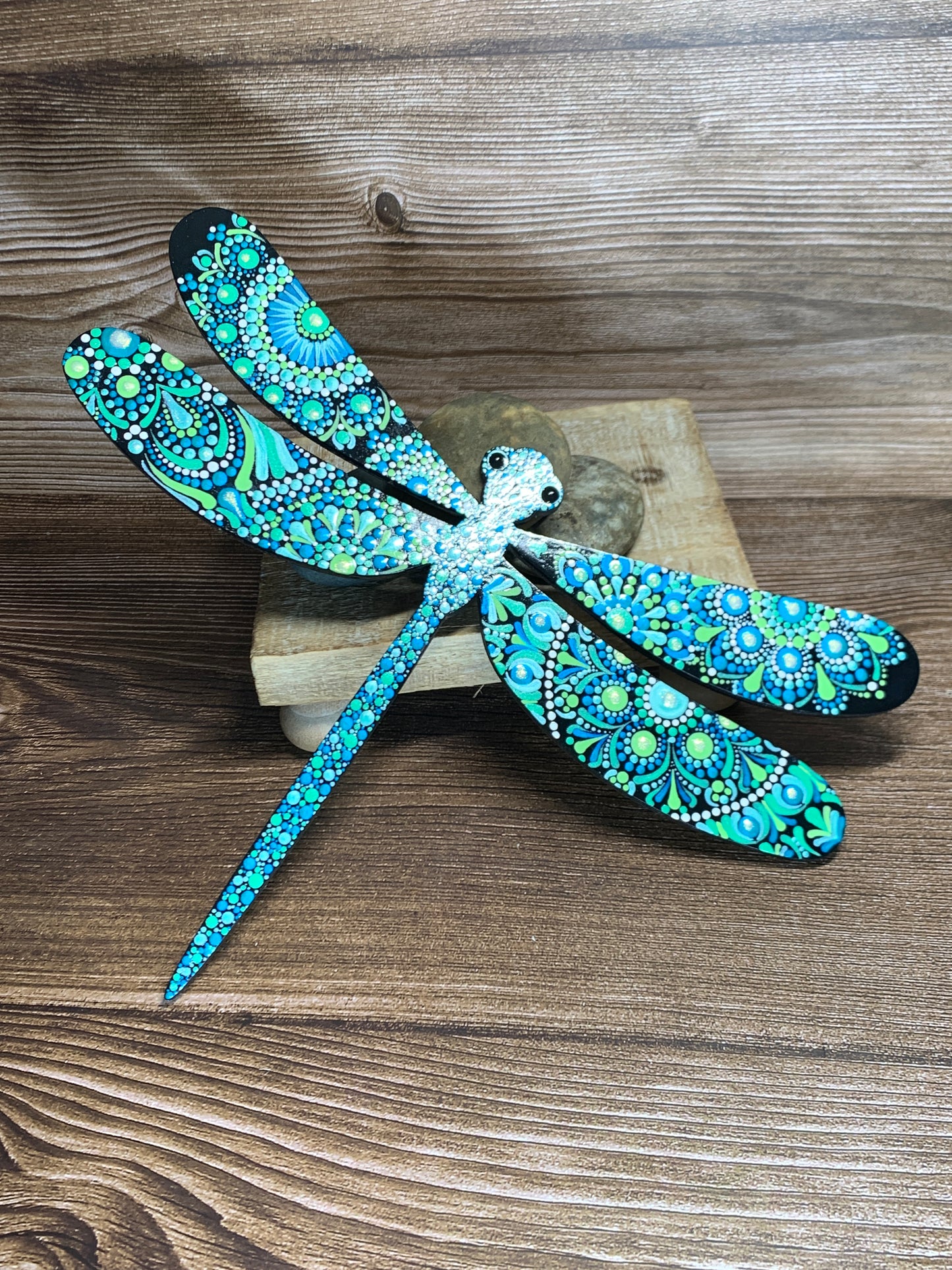 Dragon Fly Dotted Wall Decor