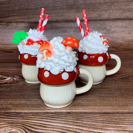 Mushroom mini mugs