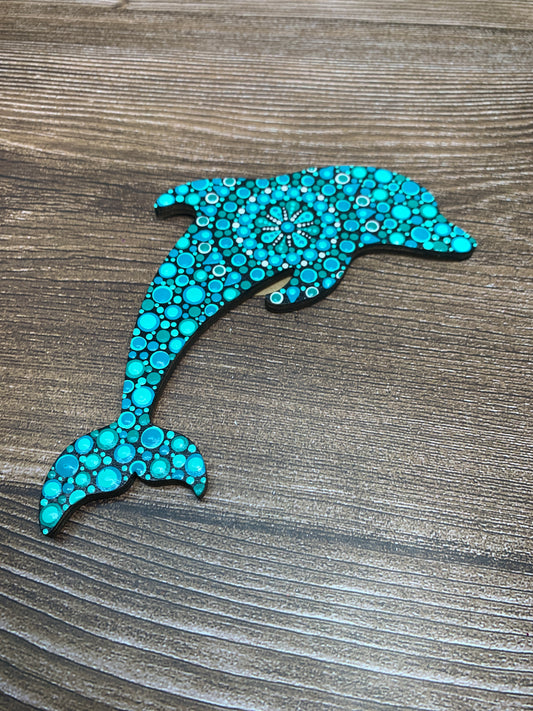 Dolphin magnet