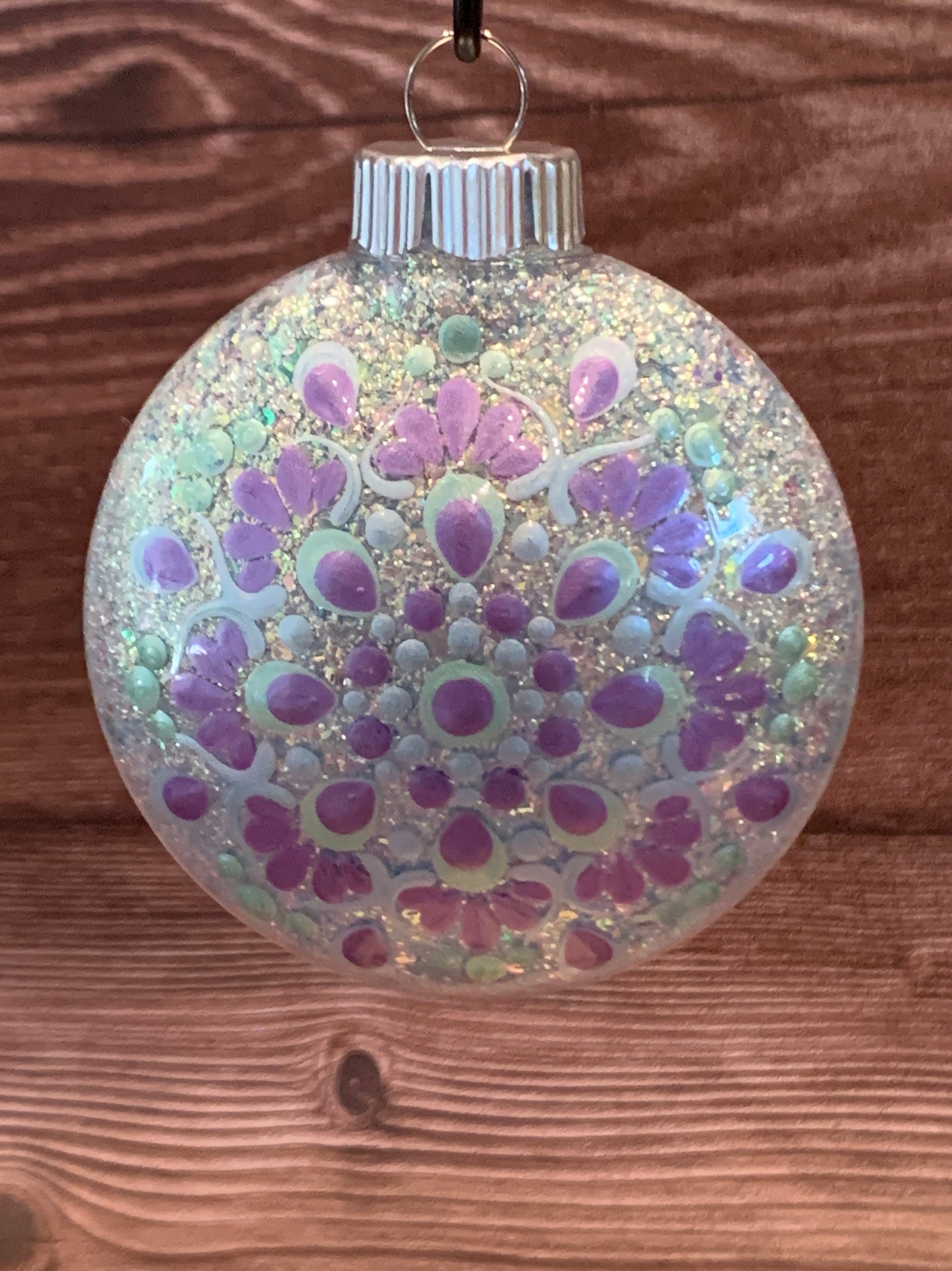 #192 Dot Art Ornament