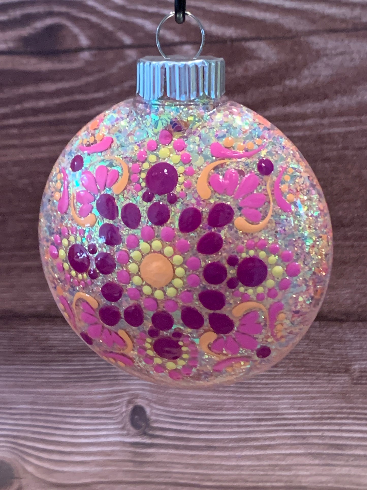 #191 Dot Art Ornament