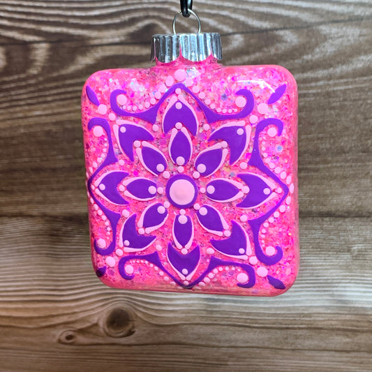 #207 Glittered Ornament