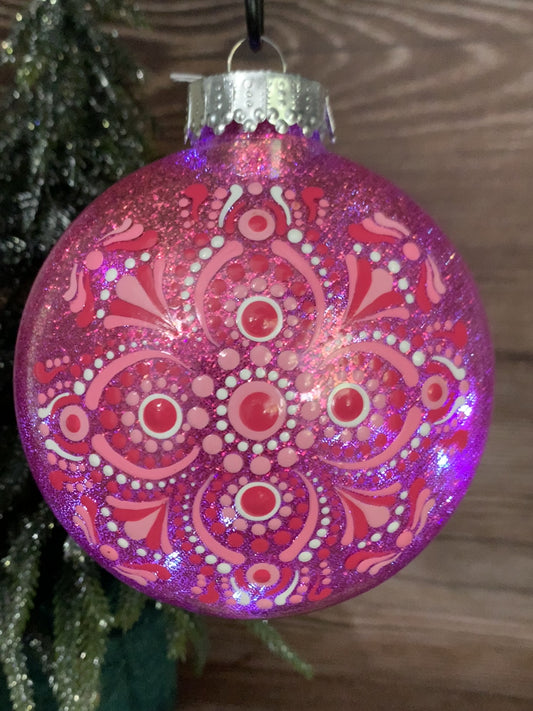 LO #30 Twinkle Bauble